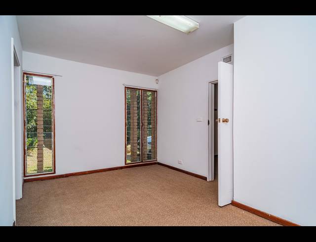 1 BEDROOM APARTMENT TO LET IN WESTVILLE